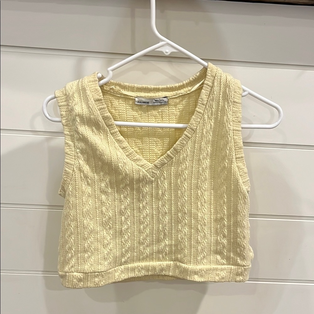 Pull&Bear Yellow V-Neck Crop Tank Top